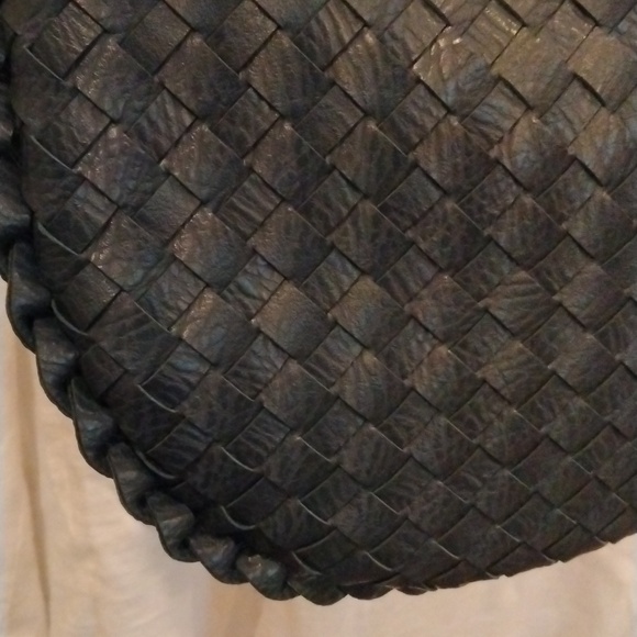 Crescent purse bag Navy blue Look & feel of leather. …wovens trending now